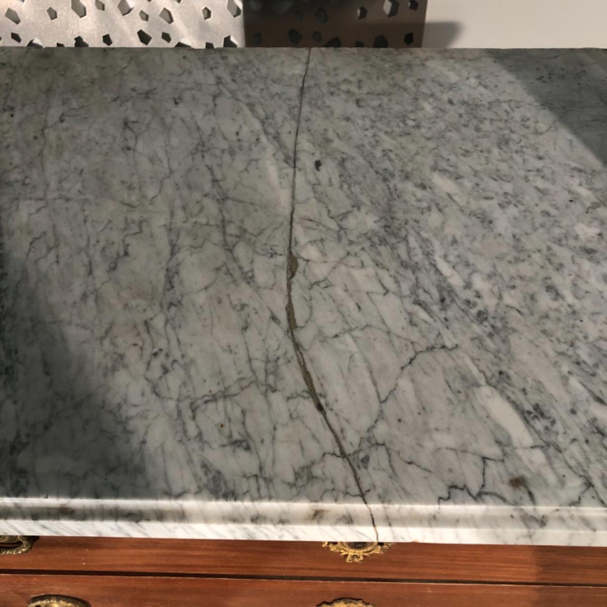 19 th classic chest of drawers 