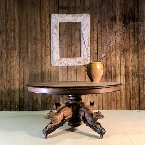 19 th round walnut table 