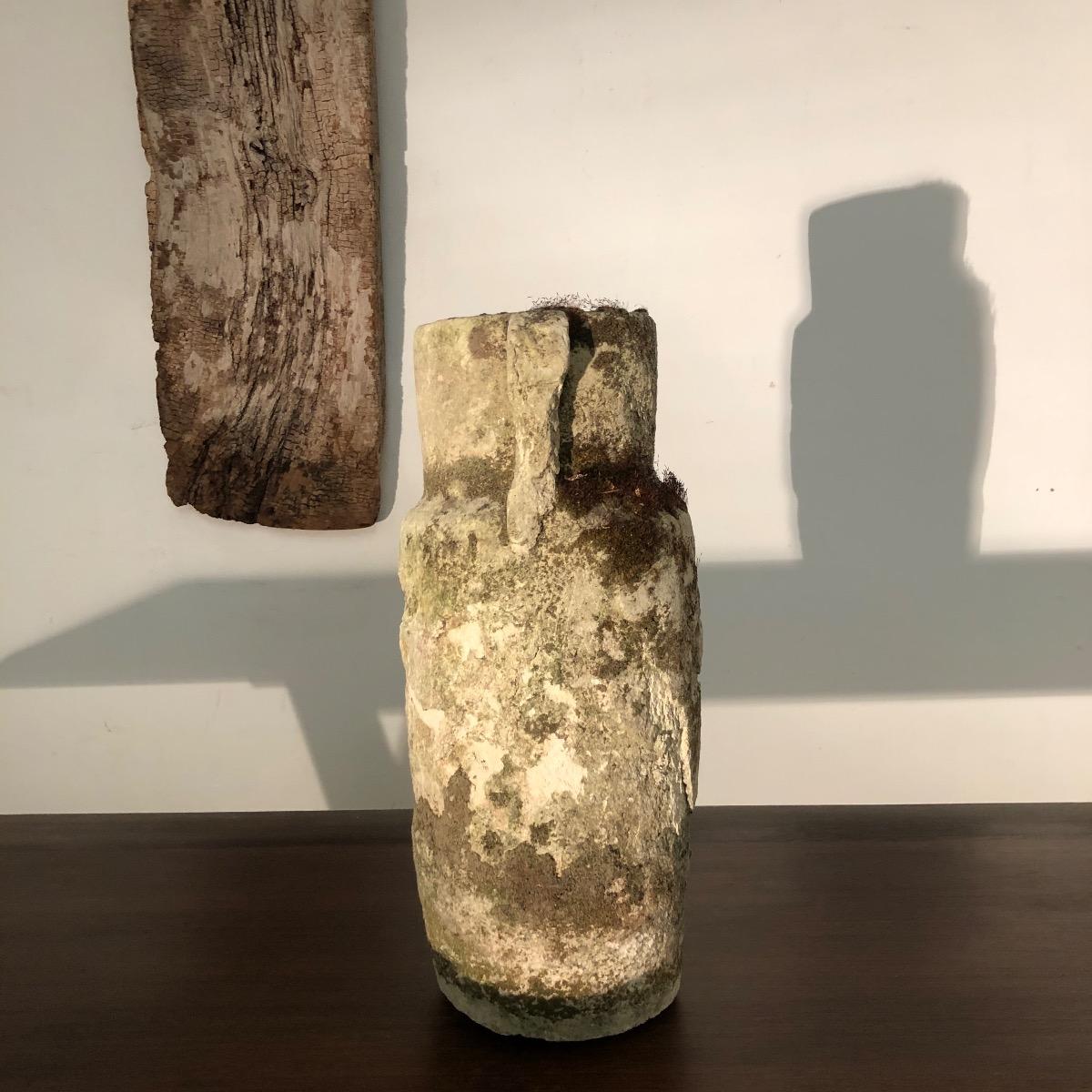 19 th stone poetic vase