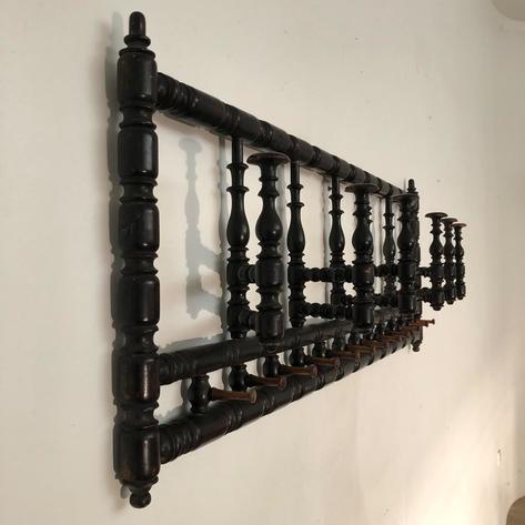 1900 wall coat rack 