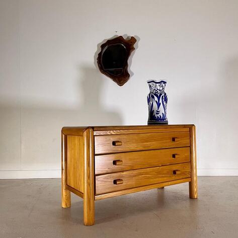 1970 French elm chest of drawers 
