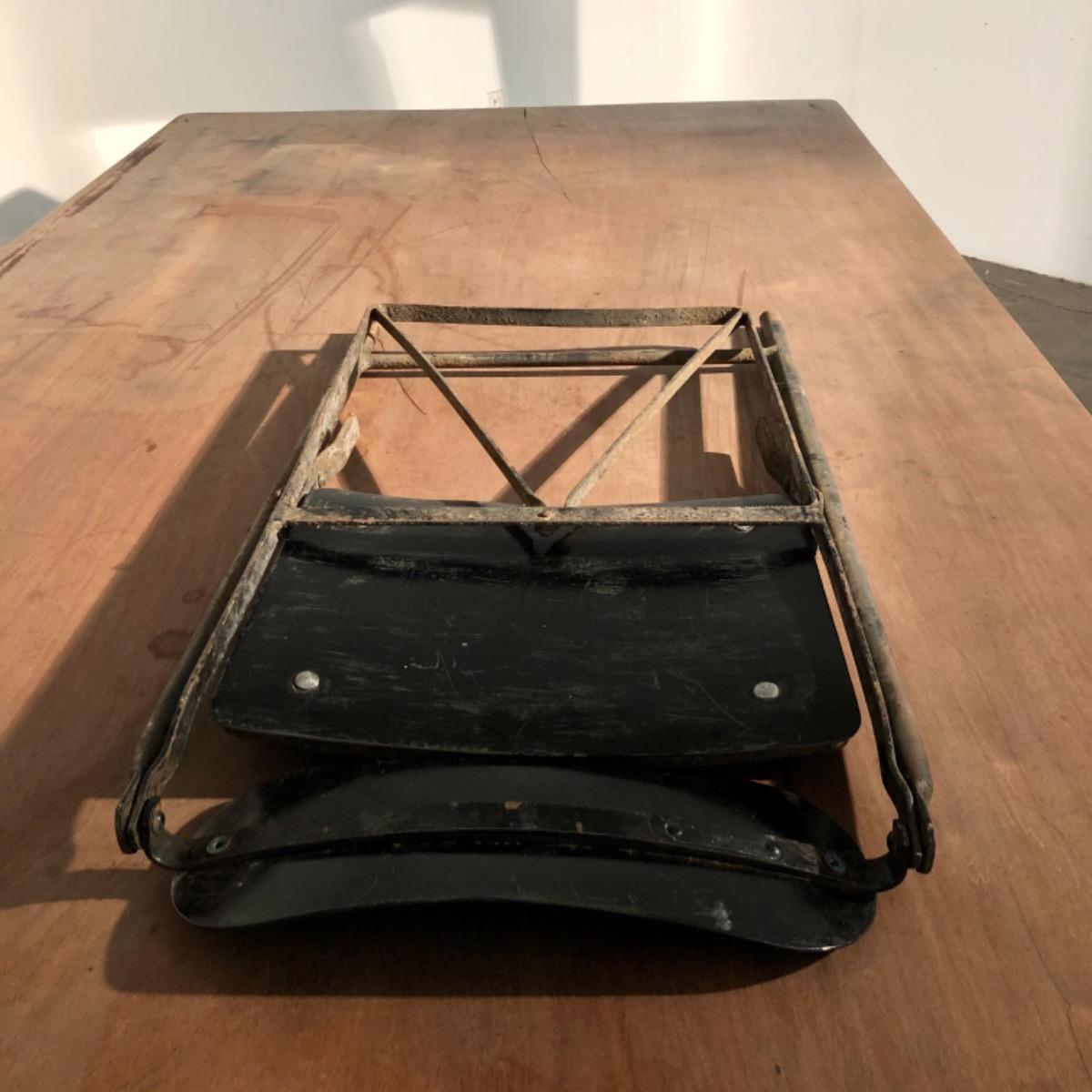 Bienaise folding chair 