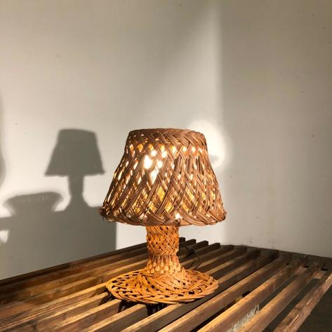 French little rattan lamp 