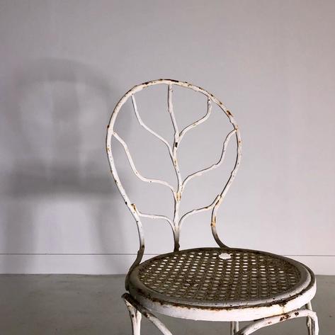 Garden chairs in cast iron 