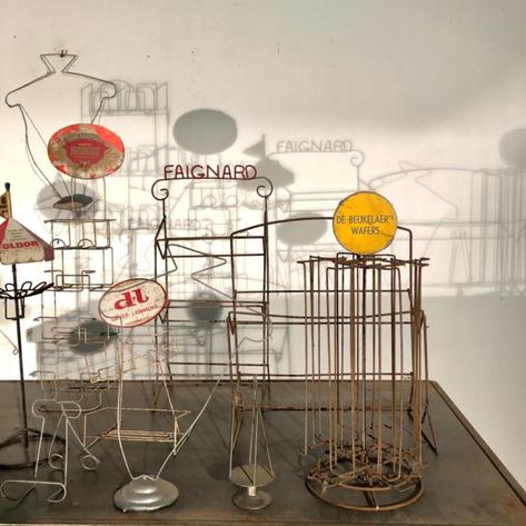 Grocery store advertising display set