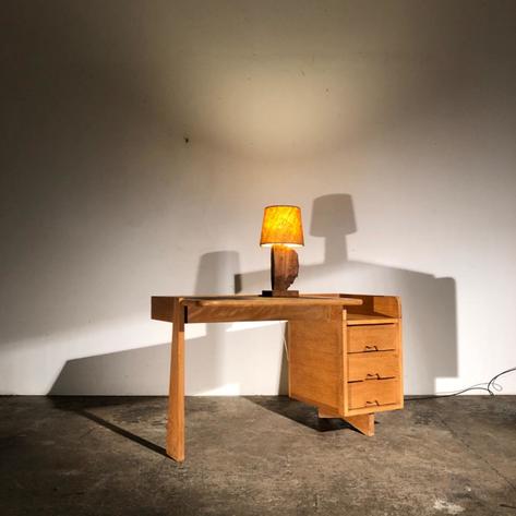 Guillerme & chambron desk