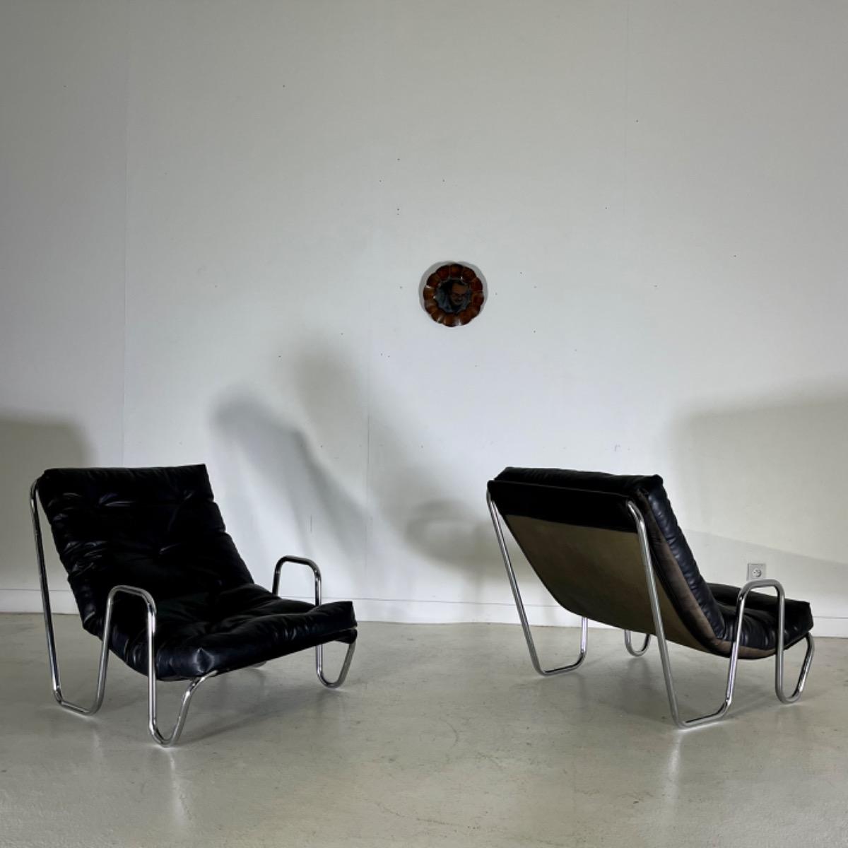 Pair of 1970 vintage designs armchairs 