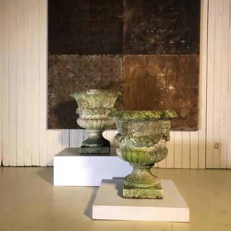 Pair of concrete garden planters 