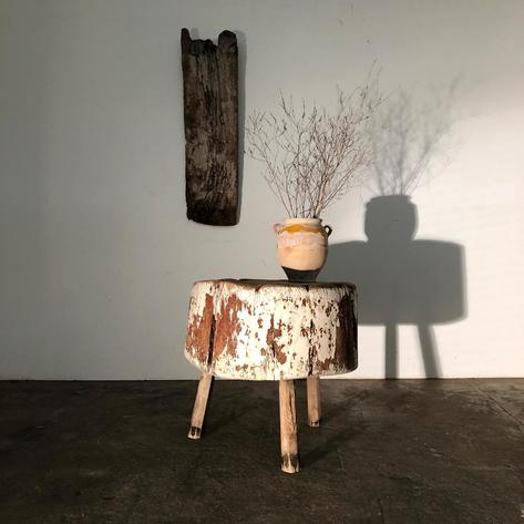 Primitive work table 