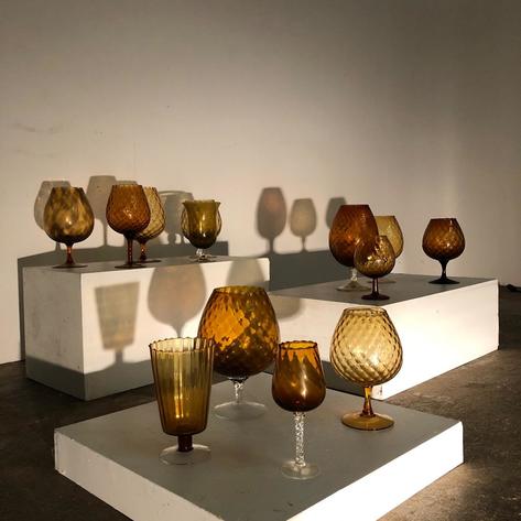 Set of 13 glass vases 