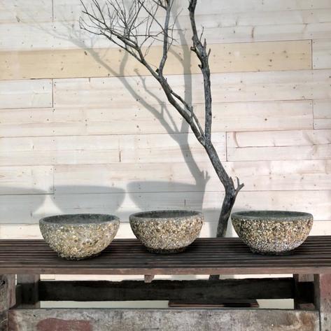 Set of 3 concrete 1970 planters 