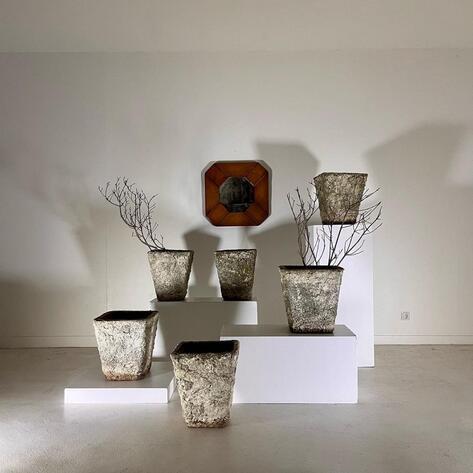 Set of 6 concrete planters 