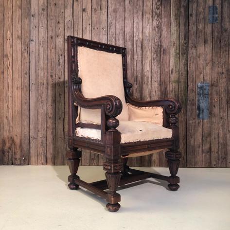Very large throne armchair 