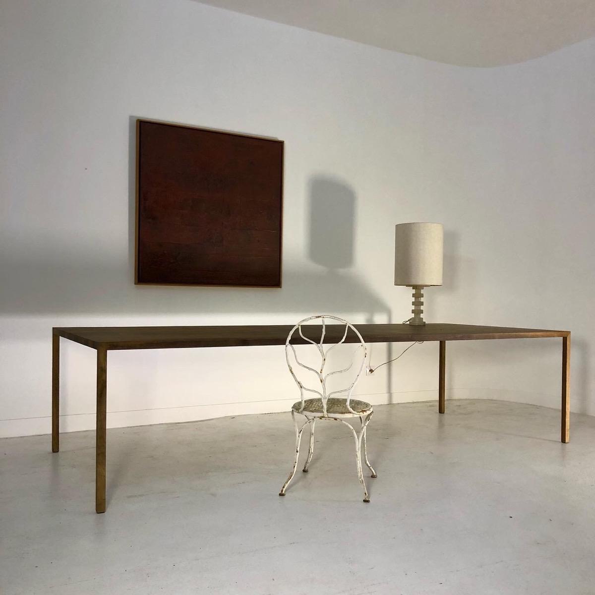 XXL minimalist design table